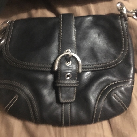 Coach Handbags - ⬇️⬇️⬇️Coach Crossbody